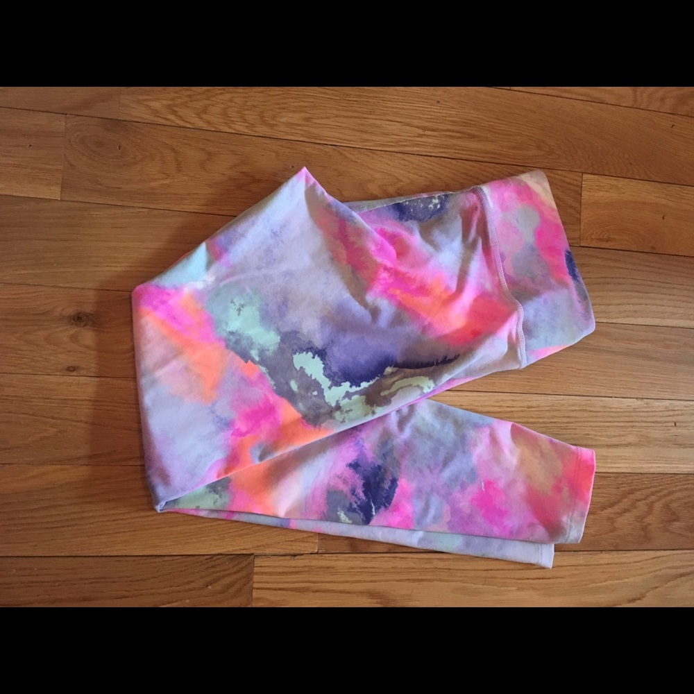 Victoria’s Secret pink pastel leggings